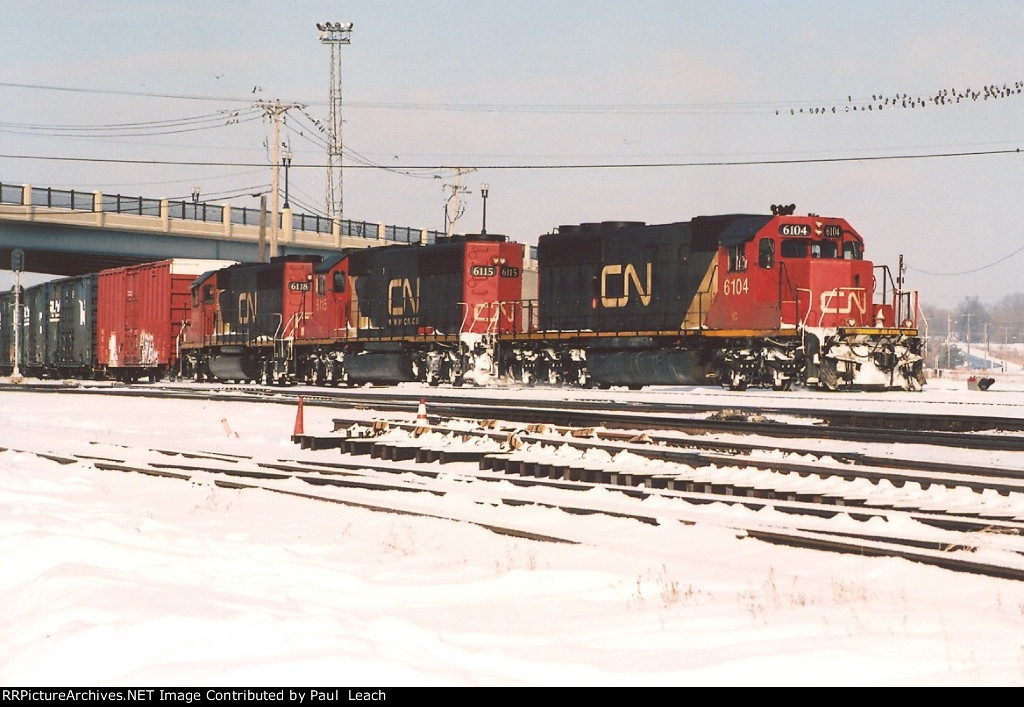 Local eases out of the yard after making the interchange